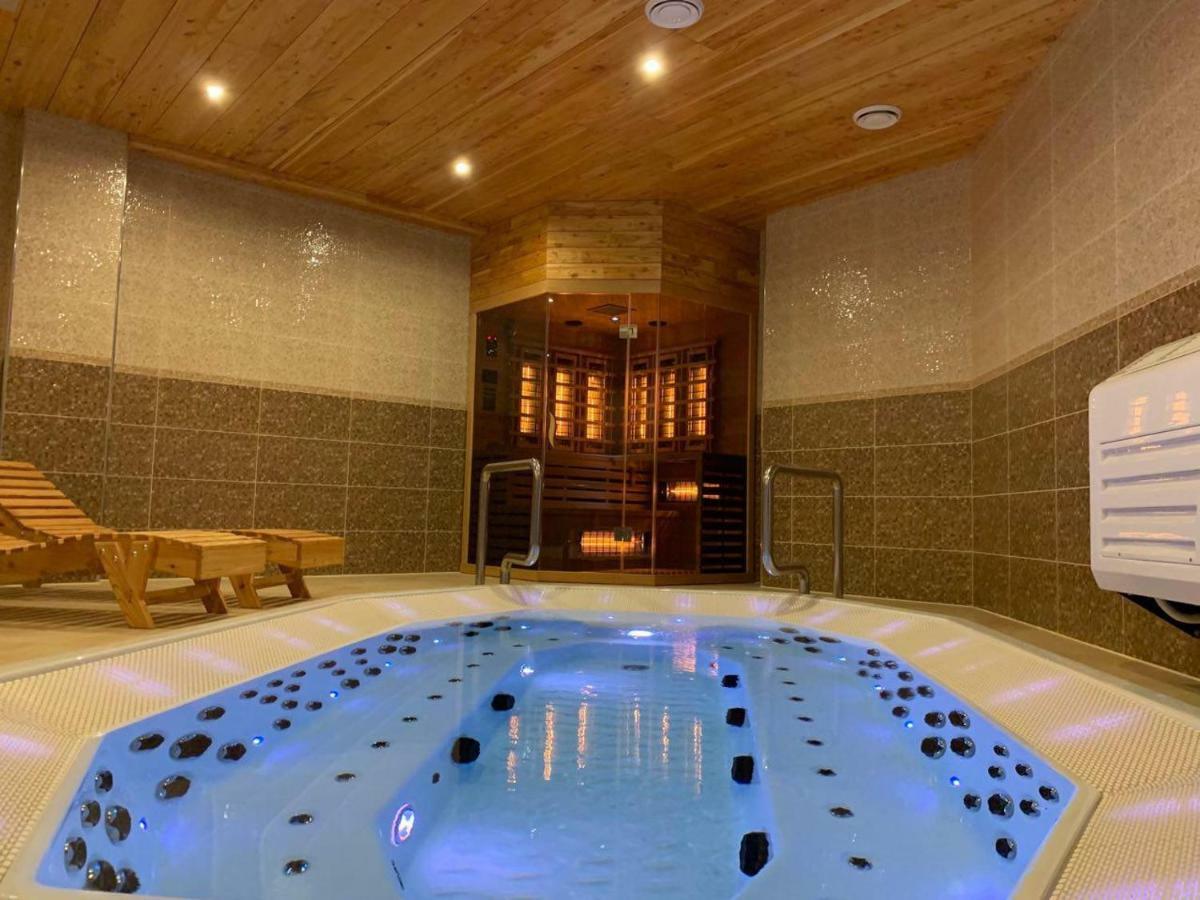 Baron Spa Hotel - Museum 亚列姆切 外观 照片